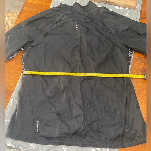 OGIO Ladies lightweight jacket - Picture 4 of 4